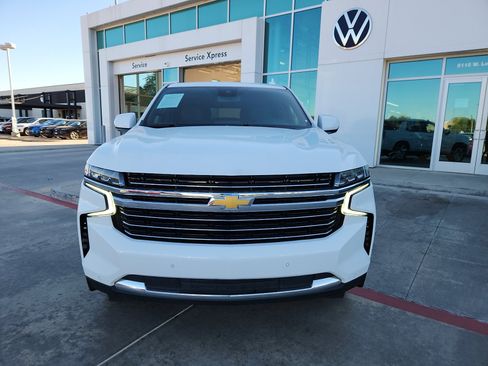 Used 2024 Chevrolet Tahoe LT image 2