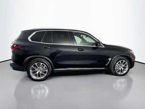 Certified 2025 BMW X5 xDrive40i image 7