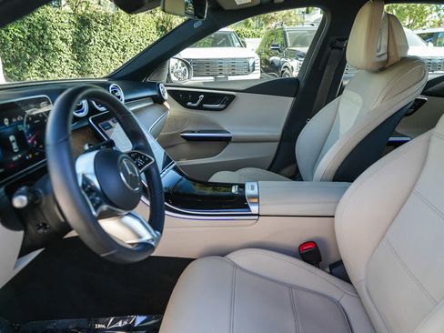 Used 2023 Mercedes-Benz C 300 Sedan image 18
