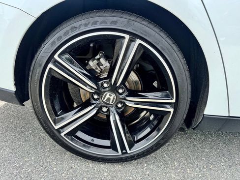 Used 2025 Honda Accord Sport image 29