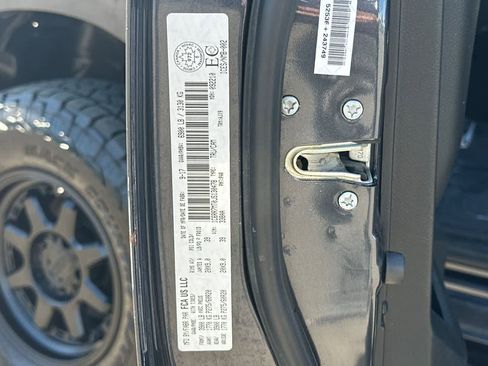 Used 2018 RAM 1500 Sport w/ Sport Premium Group image 33