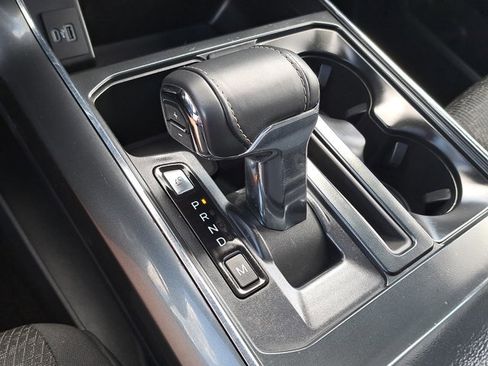 Certified 2022 Ford F150 XLT w/ Equipment Group 302A High image 31