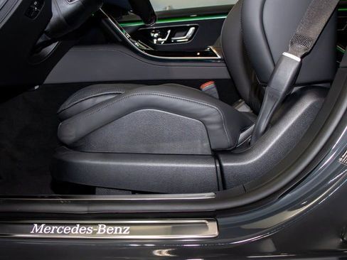 Used 2026 Mercedes-Benz S 580 4MATIC Sedan image 16