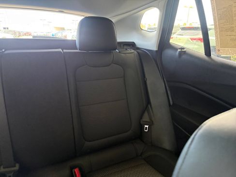 Used 2025 Chevrolet Trax LT FWD image 64