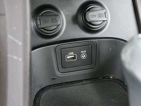 Used 2017 Hyundai Santa Fe Sport w/ 2.4L Tech Package 04 image 27