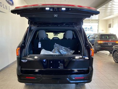 New 2025 Lincoln Navigator Black Label image 7