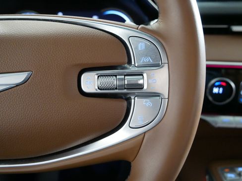 Certified 2023 Genesis GV70 2.5T w/ Advanced Package image 28