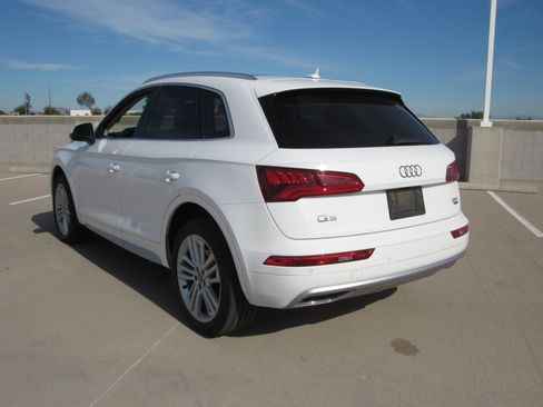 Used 2018 Audi Q5 2.0T Premium Plus w/ Premium Plus Package image 6