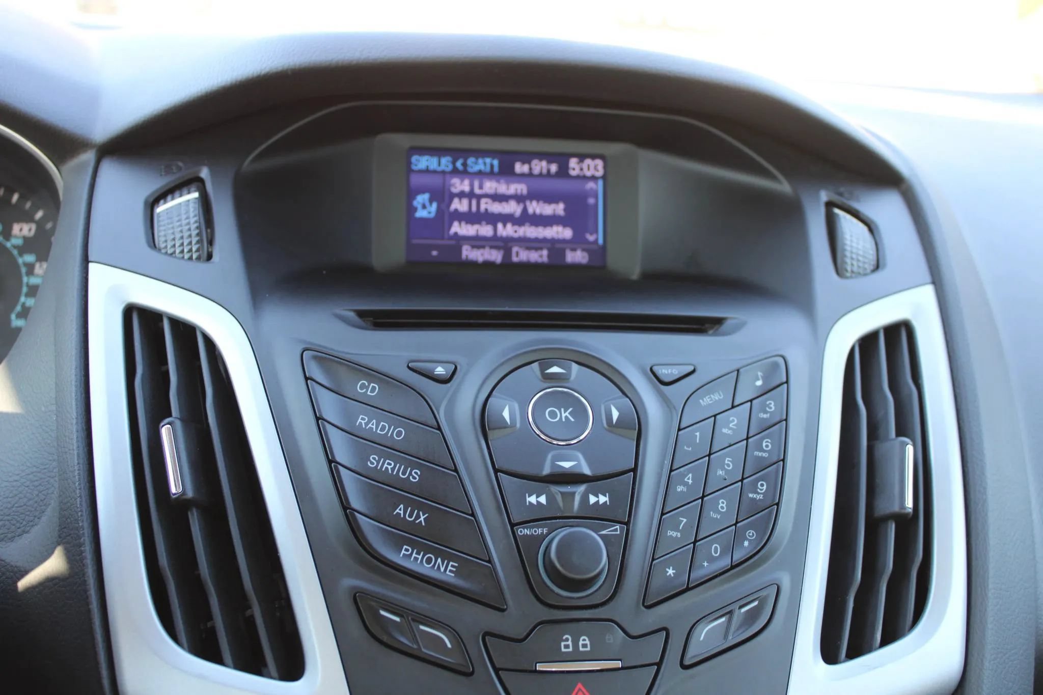 Used 2013 Ford Focus SE FWD image 15