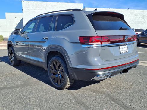 New 2026 Volkswagen Atlas SE FWD image 4