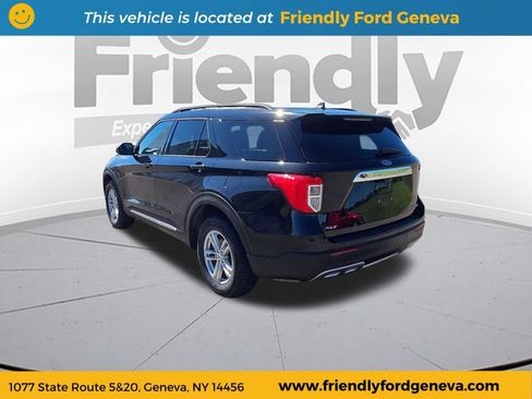 Used 2022 Ford Explorer XLT w/ Equipment Group 202A AWD/4WD image 7