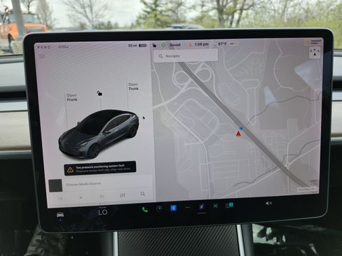 Used 2018 Tesla Model 3 Long Range image 6