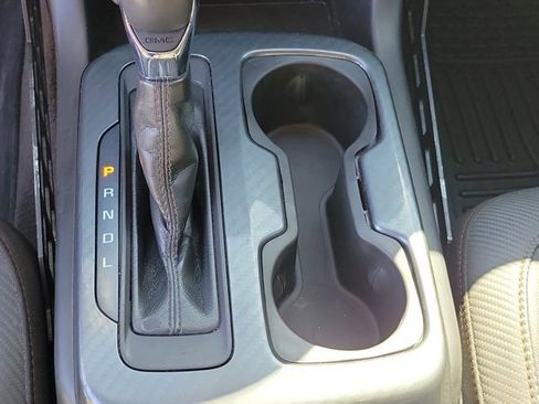 Used 2022 GMC Canyon AT4 w/ Trailering Package image 31