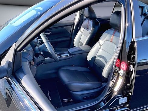 Certified 2025 Nissan Sentra SR w/ SR Premium Package image 20