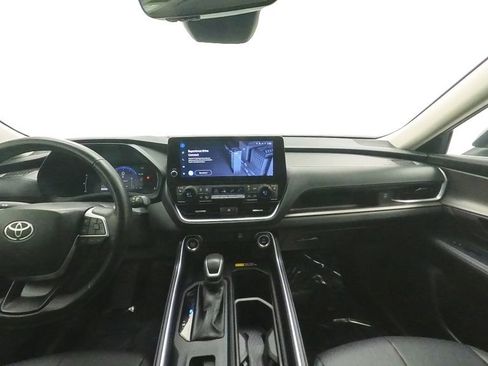 Certified 2024 Toyota Grand Highlander AWD image 30