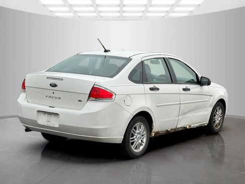 Used 2009 Ford Focus SE image 5