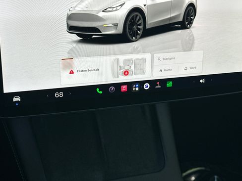 Used 2025 Tesla Model Y Long Range RWD image 21