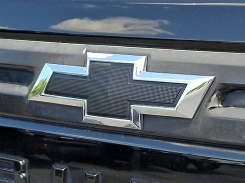 Used 2023 Chevrolet Suburban High Country AWD/4WD image 29