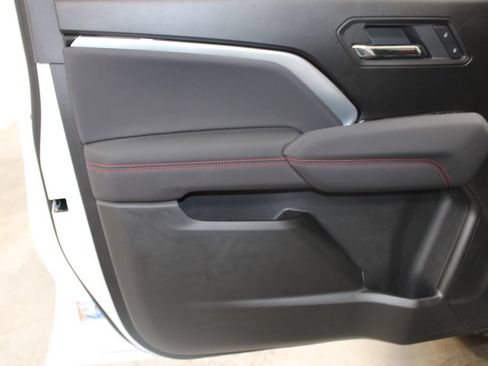 New 2025 Chevrolet Colorado Z71 w/ Midnight Edition AWD/4WD image 24