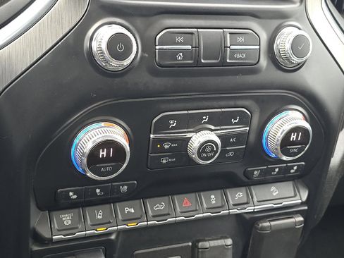 Used 2020 GMC Sierra 3500 Denali image 20