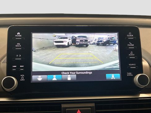 Used 2020 Honda Accord Sport image 9