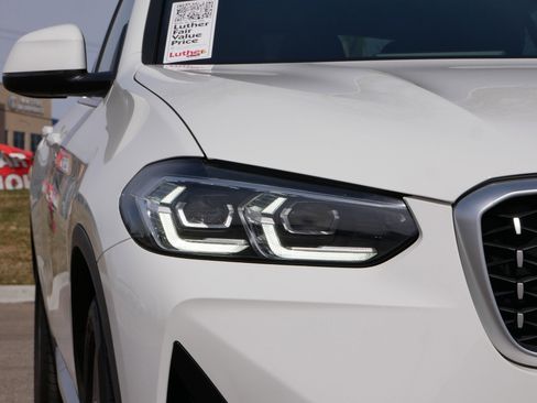 Used 2023 BMW X4 xDrive30i w/ Convenience Package image 15