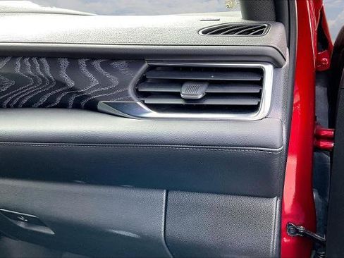 Used 2023 GMC Yukon Denali image 27