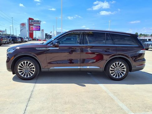 Used 2024 Lincoln Aviator Reserve w/ Equipment Group 201A RWD image 9