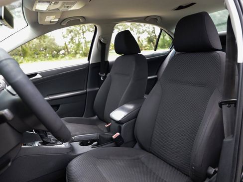 Used 2014 Volkswagen Jetta S FWD image 6