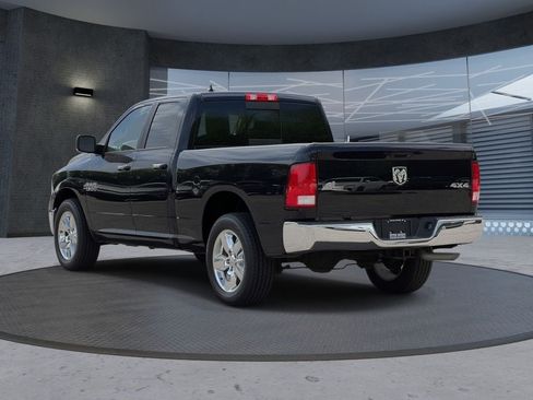 Used 2018 RAM 1500 Big Horn AWD/4WD image 3