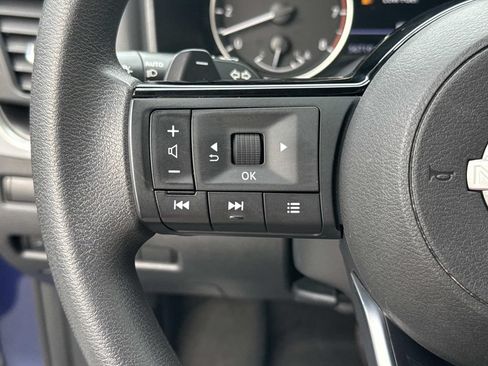 Used 2023 Nissan Rogue SV AWD/4WD image 42