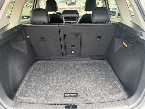 Certified 2022 Volkswagen Taos SE AWD/4WD image 14