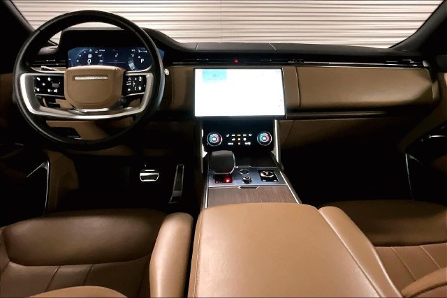 Certified 2023 Land Rover Range Rover SE AWD/4WD image 18