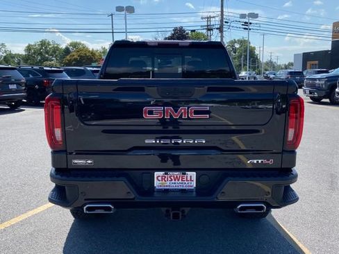 Used 2023 GMC Sierra 1500 AT4 w/ AT4 Preferred Package AWD/4WD image 4