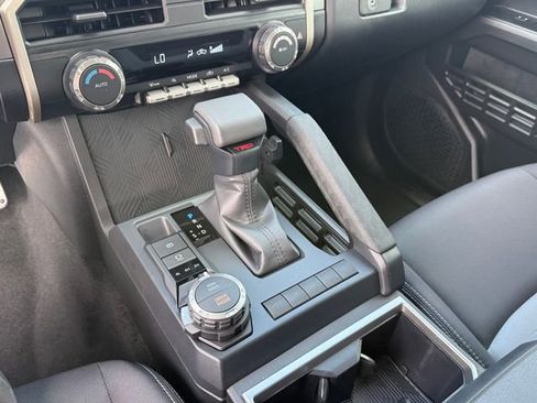 Used 2025 Toyota Tacoma TRD Sport image 24