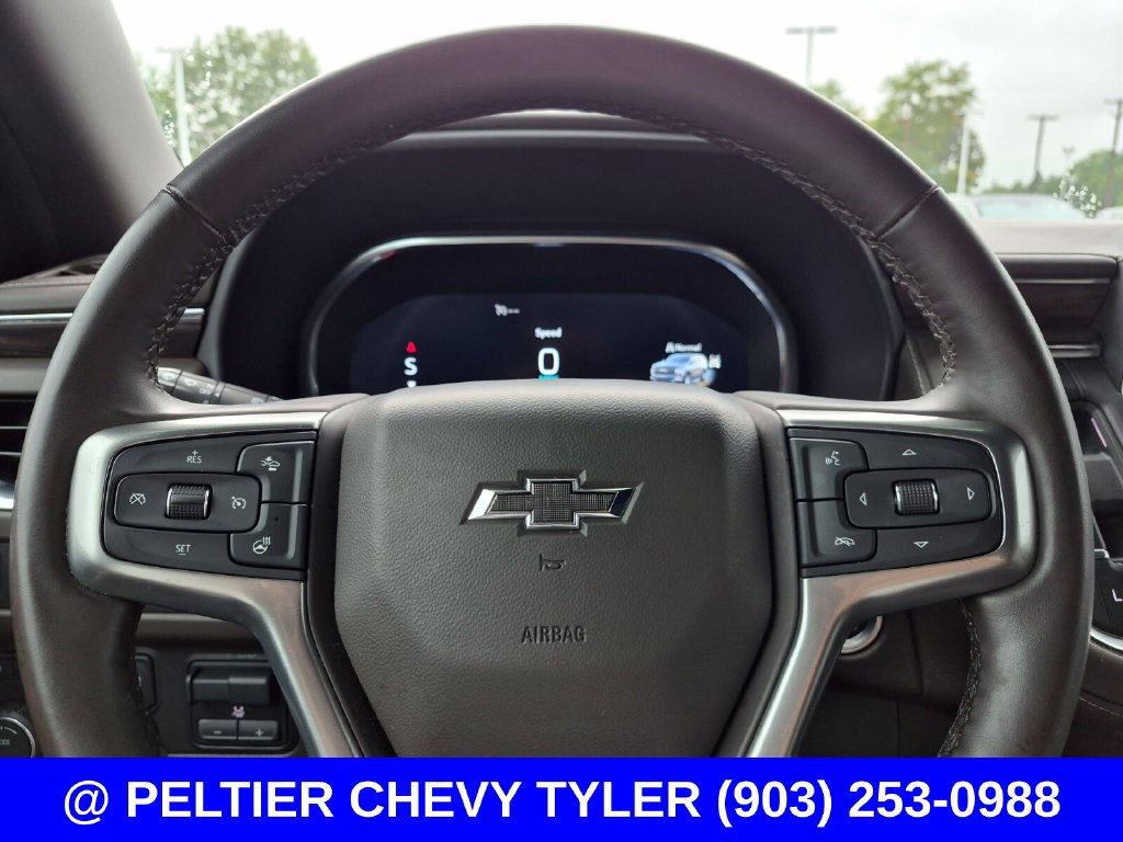 Used 2024 Chevrolet Tahoe Z71 w/ Luxury Package AWD/4WD image 20