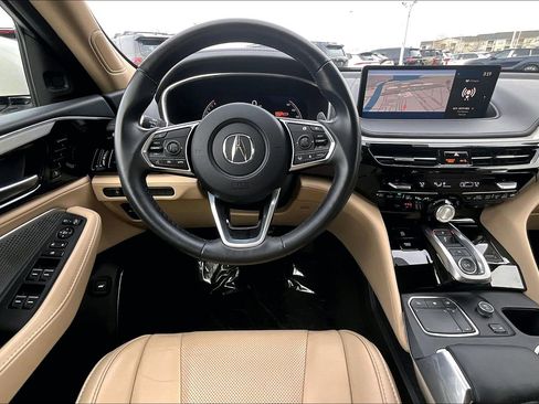 Used 2023 Acura MDX SH-AWD w/ Technology Package image 5