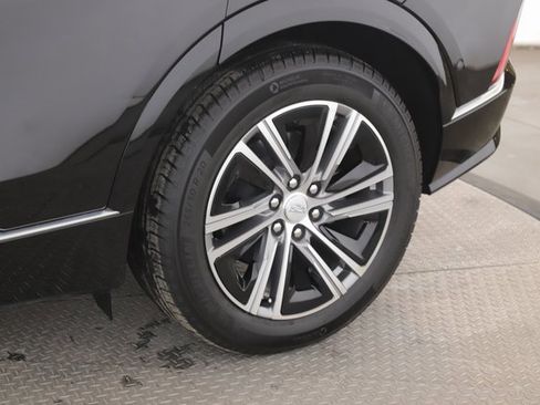 Used 2025 Cadillac Lyriq Luxury image 14