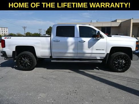 Used 2019 Chevrolet Silverado 2500 LTZ w/ Duramax Plus Package AWD/4WD image 48