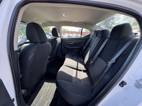 Used 2023 Nissan Sentra SV FWD image 11