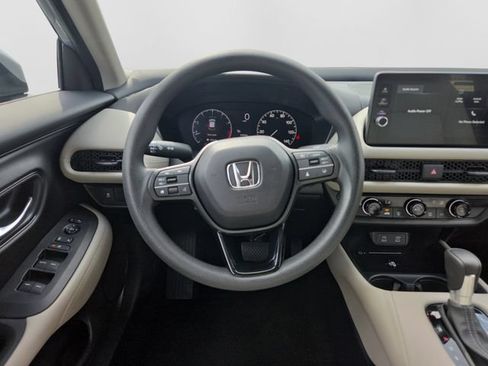 Used 2026 Honda HR-V LX image 28