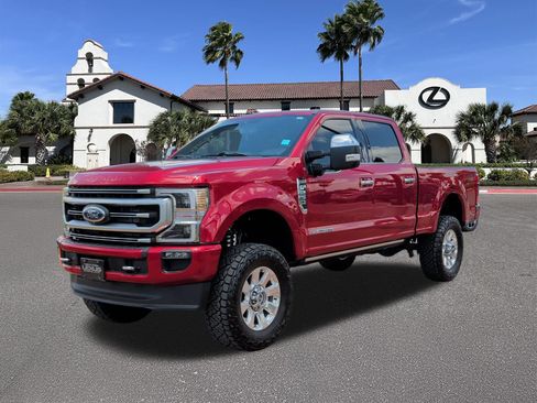 Used 2022 Ford F250 Platinum w/ FX4 Off-Road Package AWD/4WD image 5