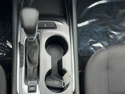 Used 2023 Chevrolet Malibu LT FWD image 16