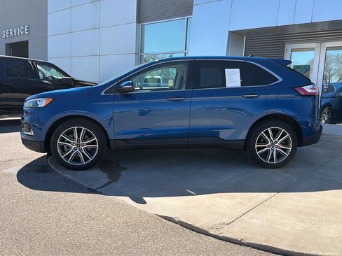 Used 2024 Ford Edge Titanium AWD/4WD image 2