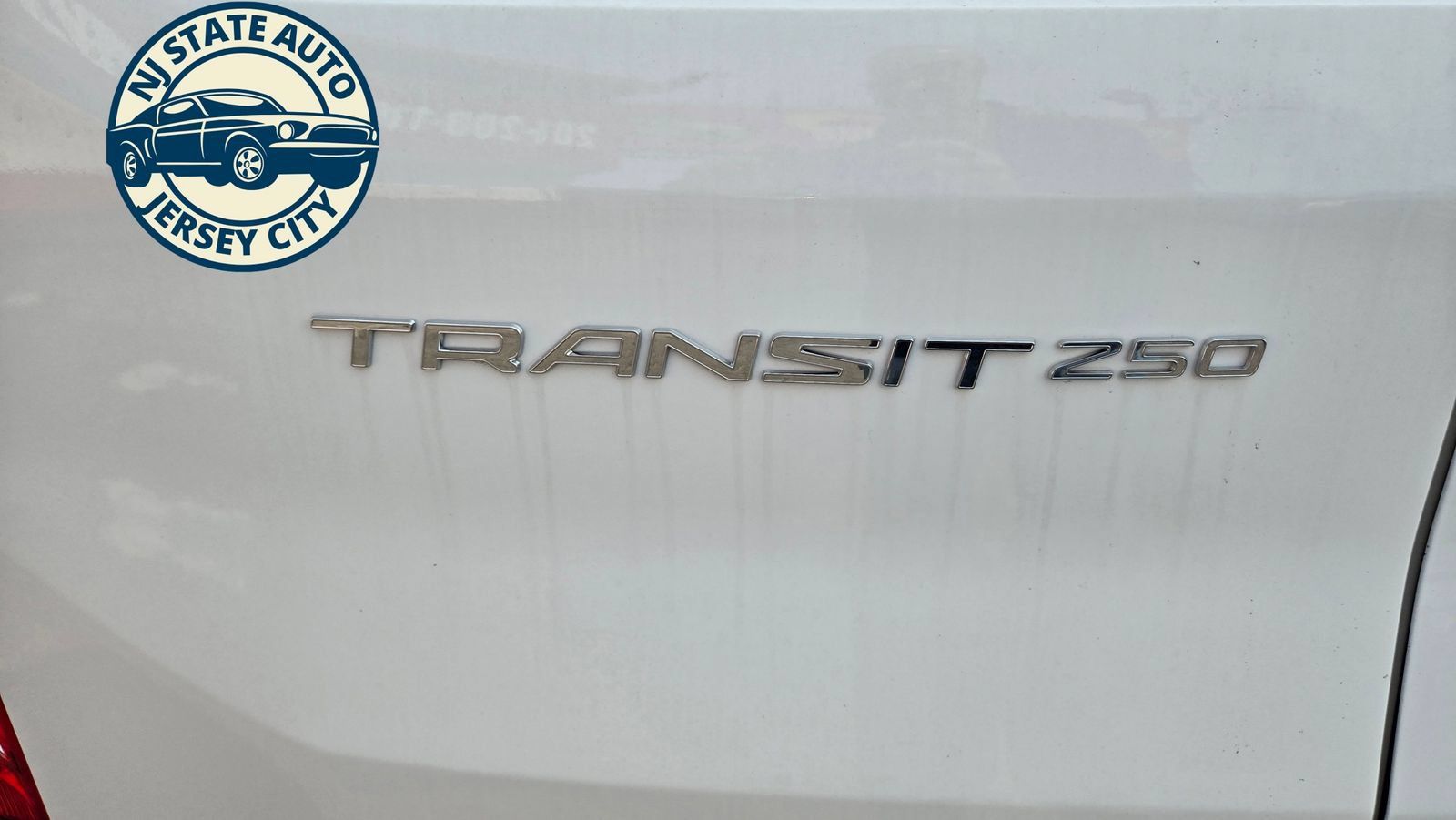 Used 2017 Ford Transit 250 130 Low Roof w/ Premium Package RWD image 30