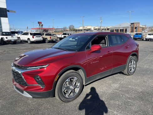 Certified 2024 Chevrolet Blazer LT w/ Driver Confidence Package image 1