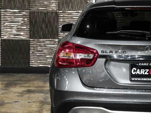 Used 2019 Mercedes-Benz GLA 250 4MATIC image 52