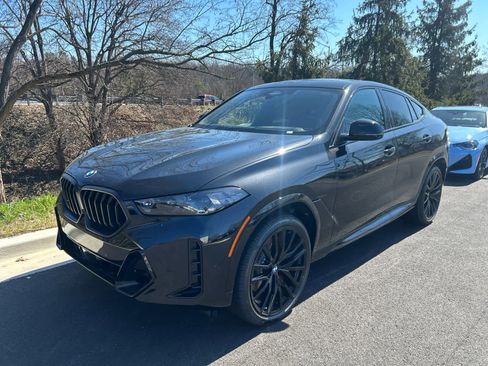 New 2026 BMW X6 xDrive40i w/ Climate Comfort Package image 2
