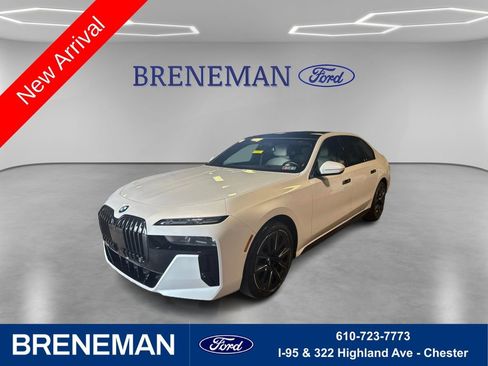 Used 2023 BMW 760i xDrive w/ Executive Package AWD/4WD image 1