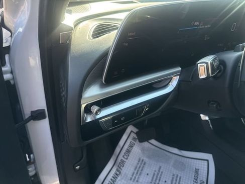 Used 2024 Cadillac Lyriq Luxury RWD image 12